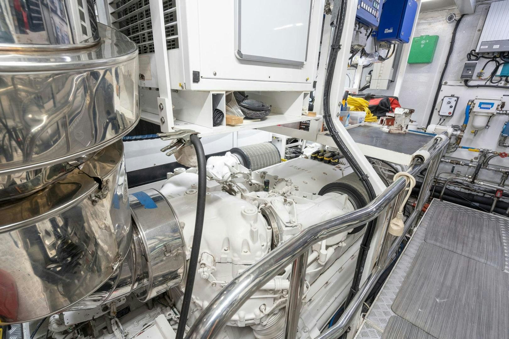 a close-up of a machine aboard 21 SEA SANDS Yacht for Sale