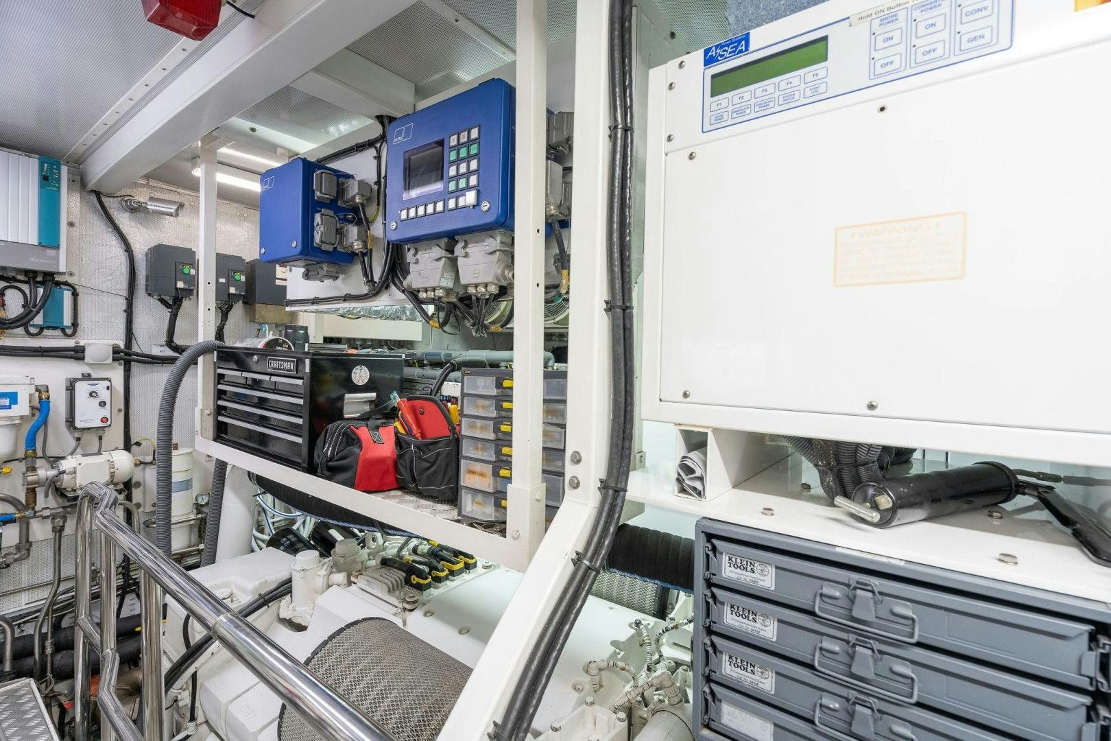 a machine with wires and equipment aboard 21 SEA SANDS Yacht for Sale