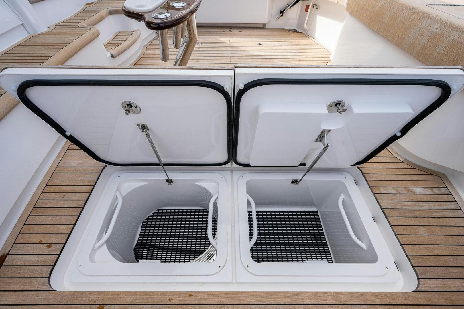 a white washing machine aboard KEMOSABE Yacht for Sale