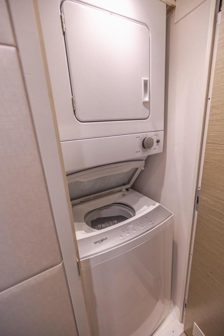 a small white stove aboard BELLA SKY Yacht for Sale