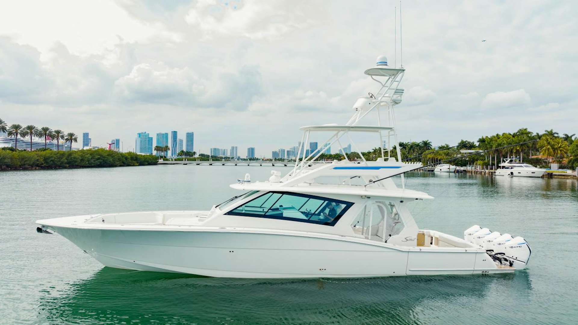 The coop
Yacht for Sale