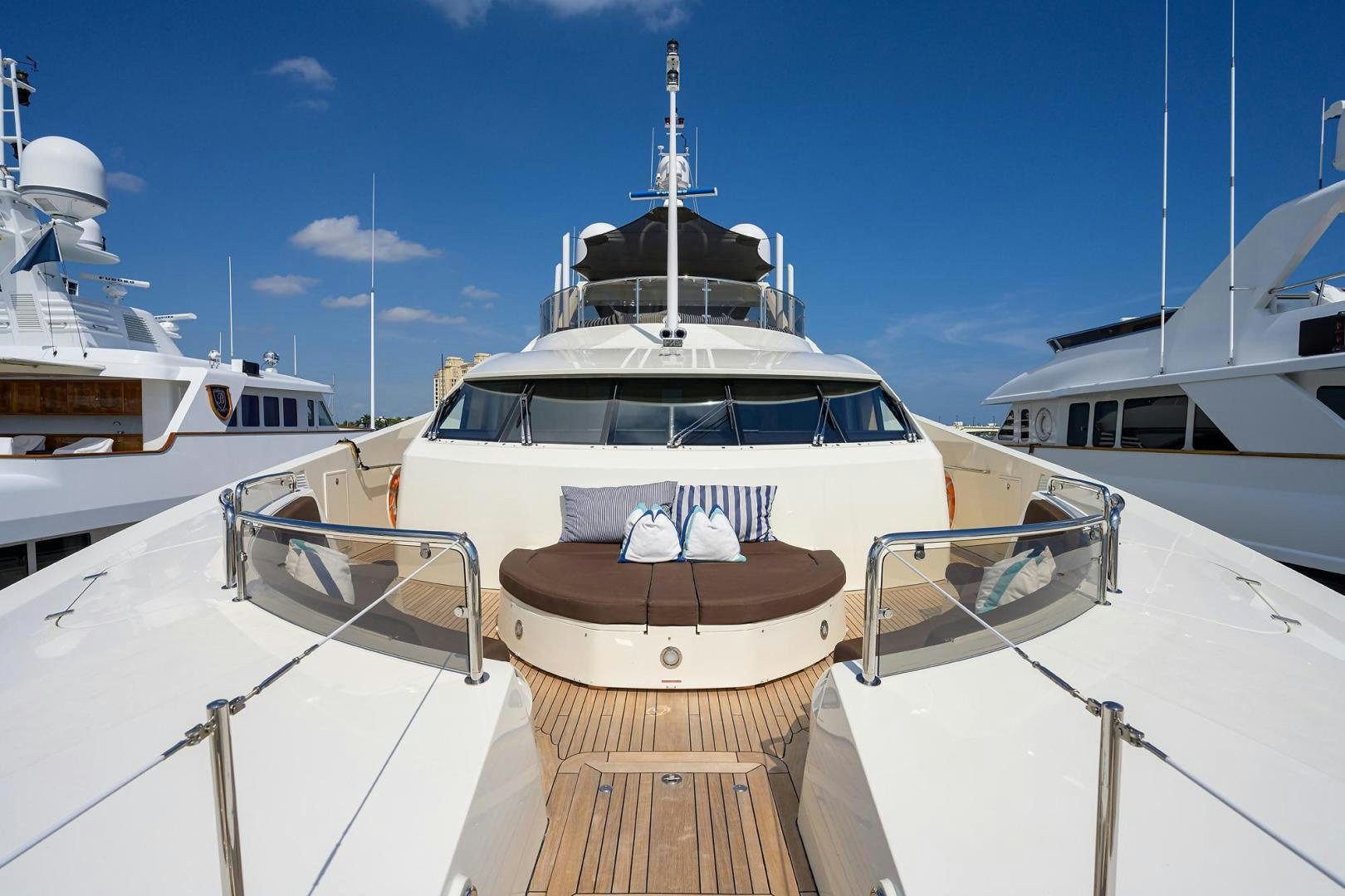 a boat docked at a pier aboard SULLIVAN'S ISLAND Yacht for Sale
