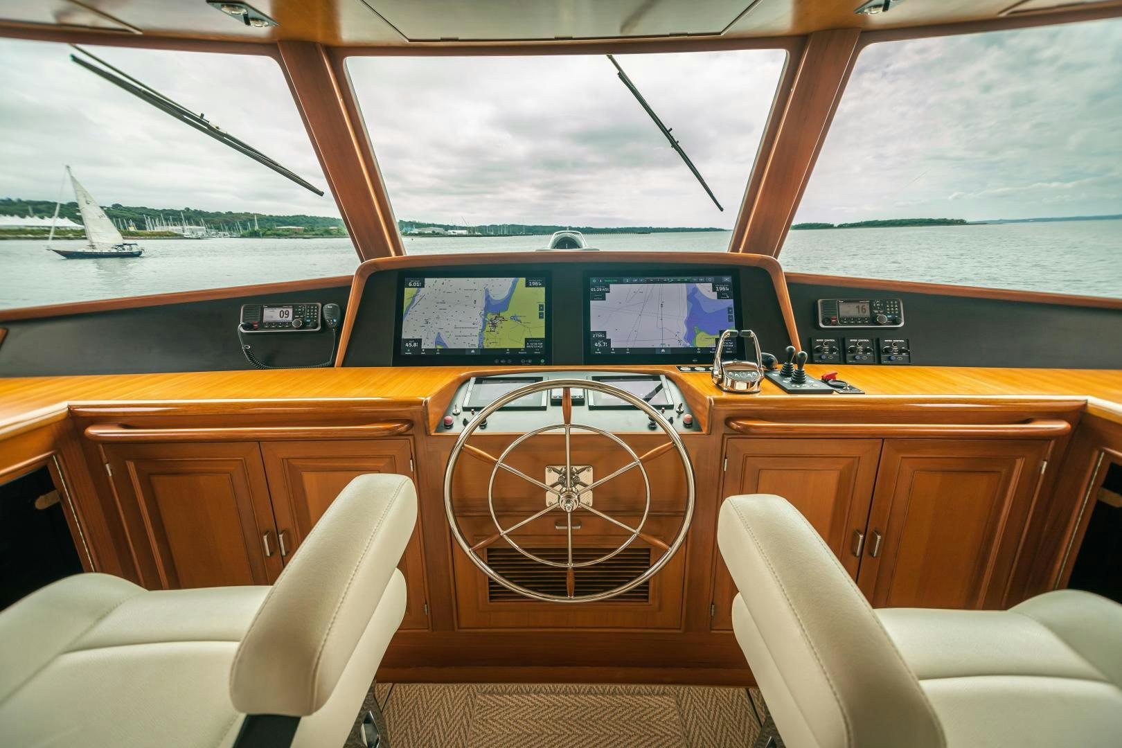 inside of a bus aboard PRETTY LADY Yacht for Sale