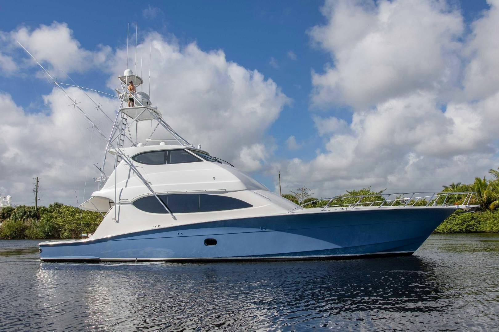 a white boat on the water aboard IONA LOUISE Yacht for Sale