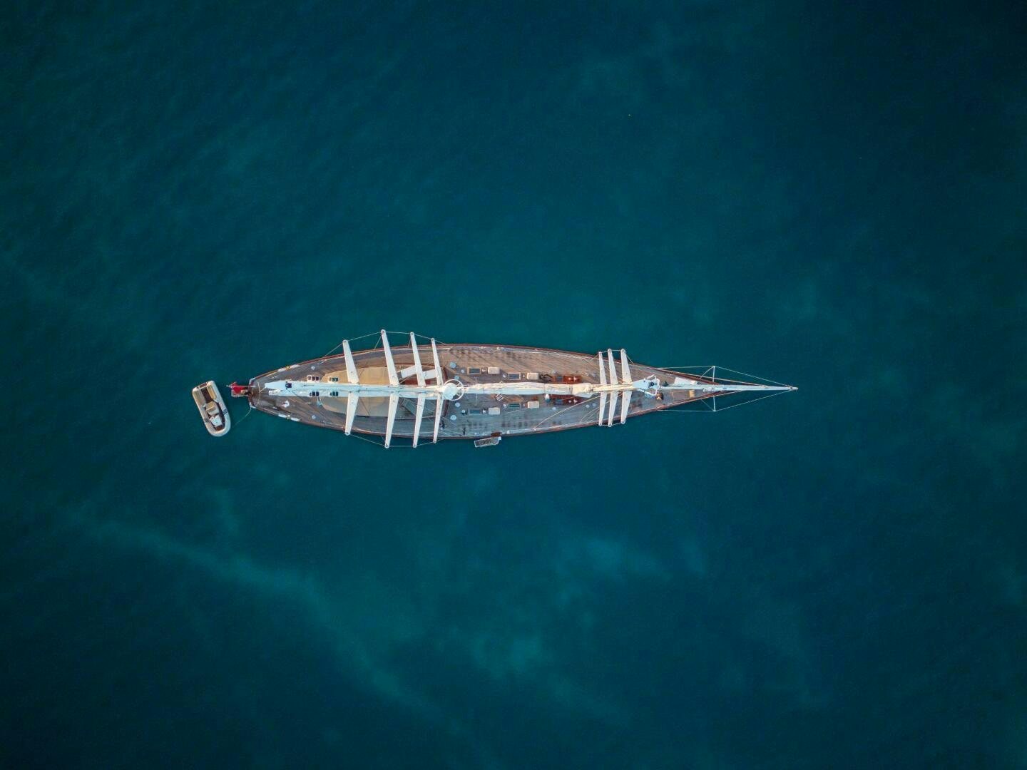 a space shuttle in the sky aboard GWEILO Yacht for Sale