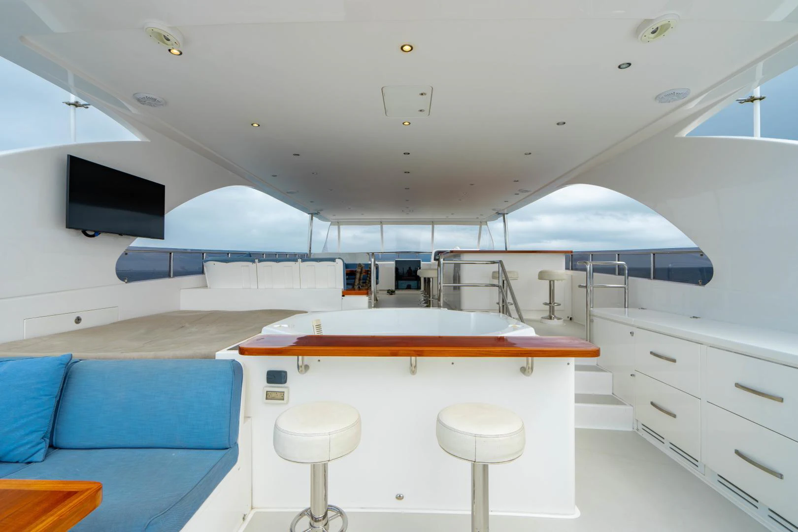 inside of a boat aboard RENAISSANCE Yacht for Sale