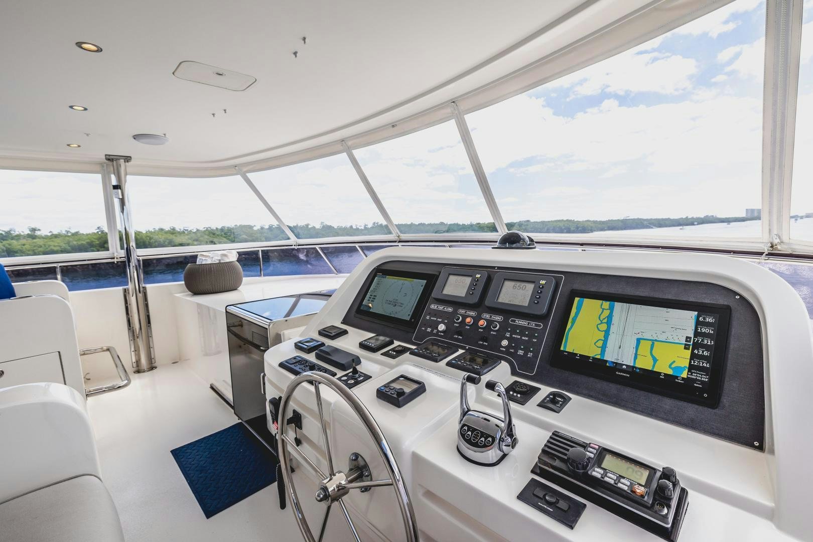 inside of a boat aboard GRATITUDE Yacht for Sale
