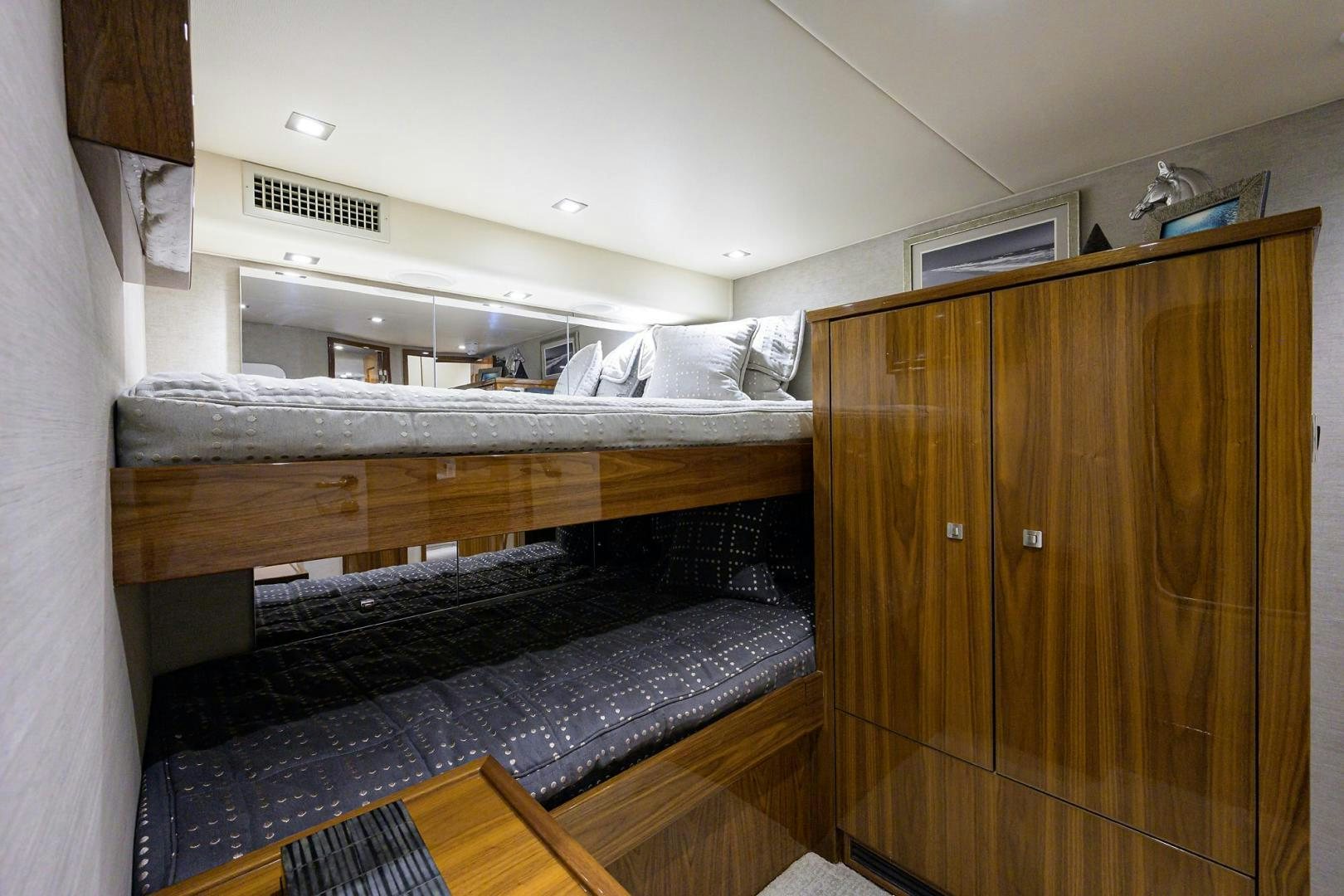 a bunk bed in a room aboard QUICK RAISE Yacht for Sale