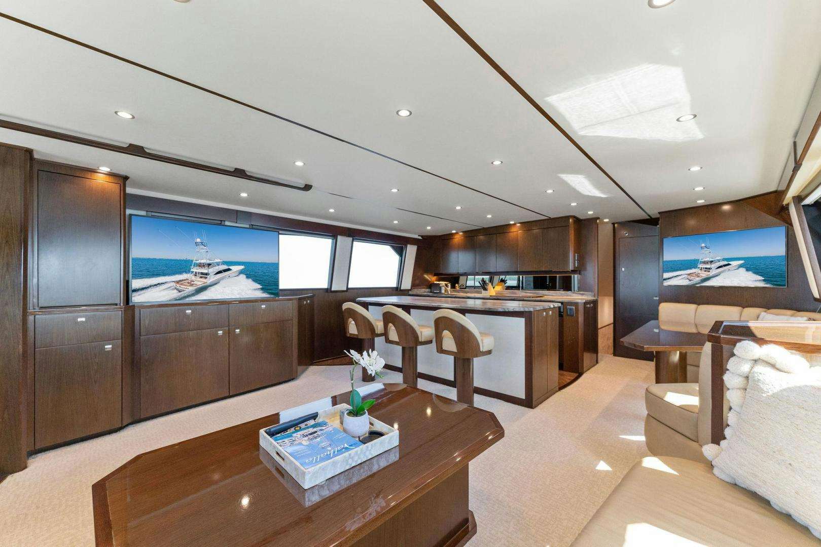 The provider
Yacht for Sale