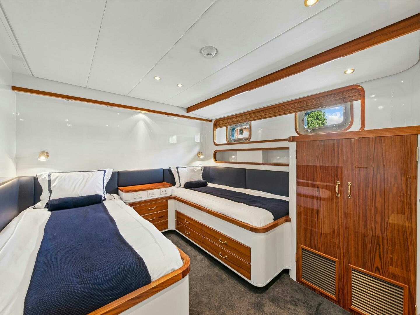 a room with bunk beds aboard SIENNA Yacht for Sale