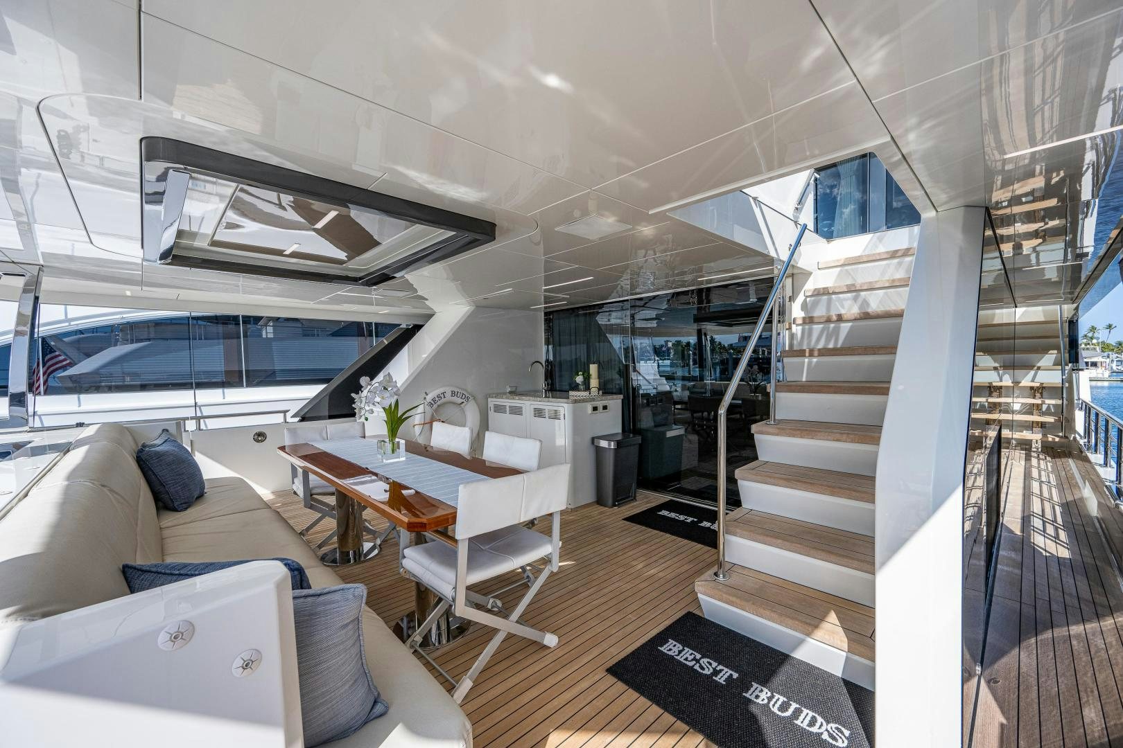 a modern looking living room aboard SEAMENT Yacht for Sale