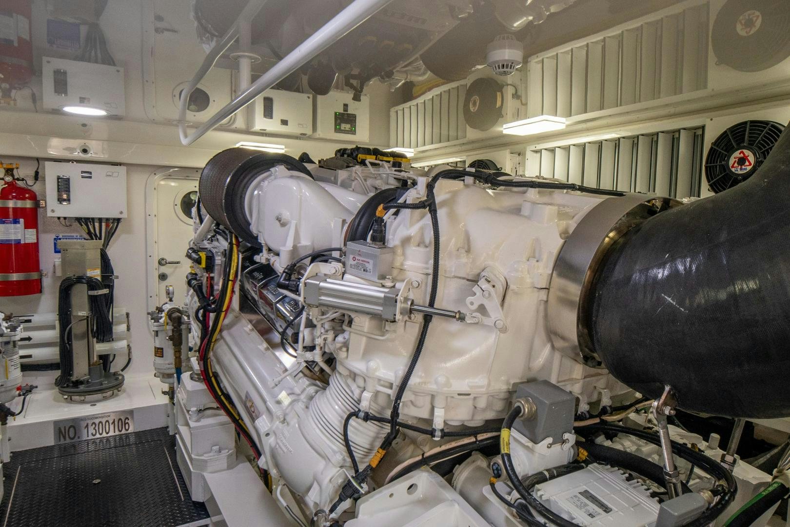 a large machine in a factory aboard RAGIN CAJUN Yacht for Sale