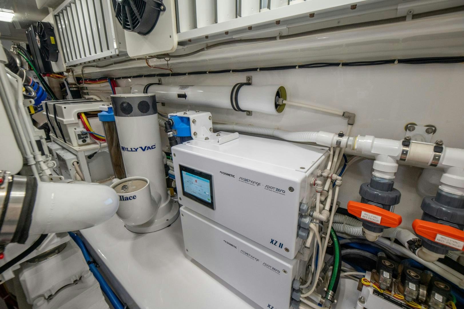 a machine with a screen aboard RAGIN CAJUN Yacht for Sale