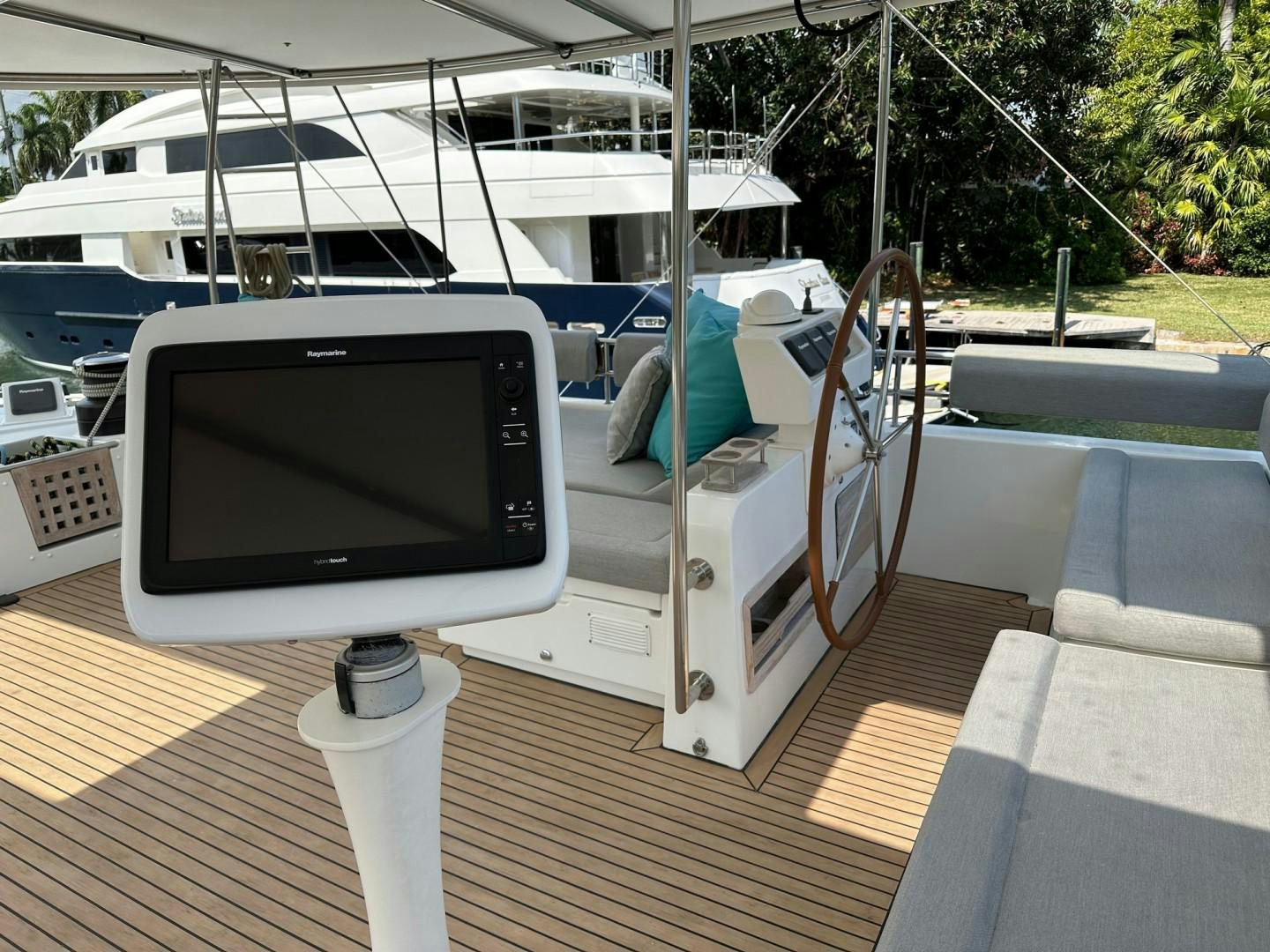 a tv on a boat aboard OCEAN VIEW Yacht for Sale