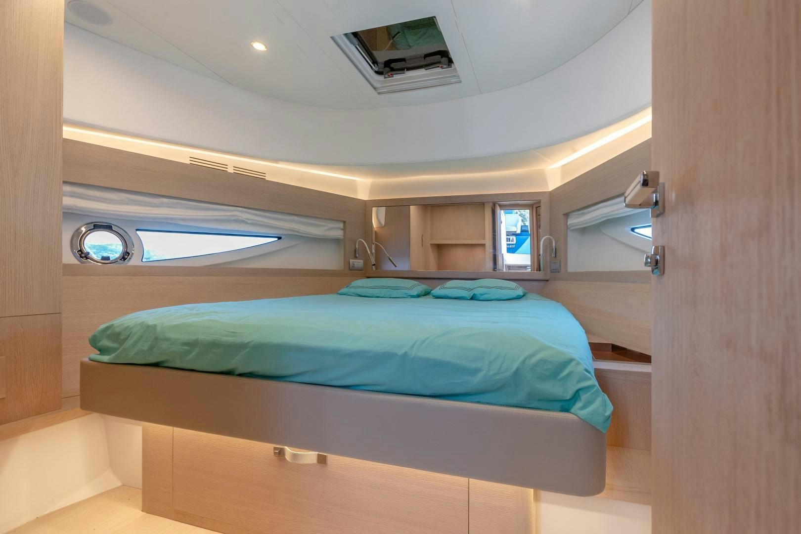 a bed in a cabin aboard CLAIR DE HUNE 2 Yacht for Sale