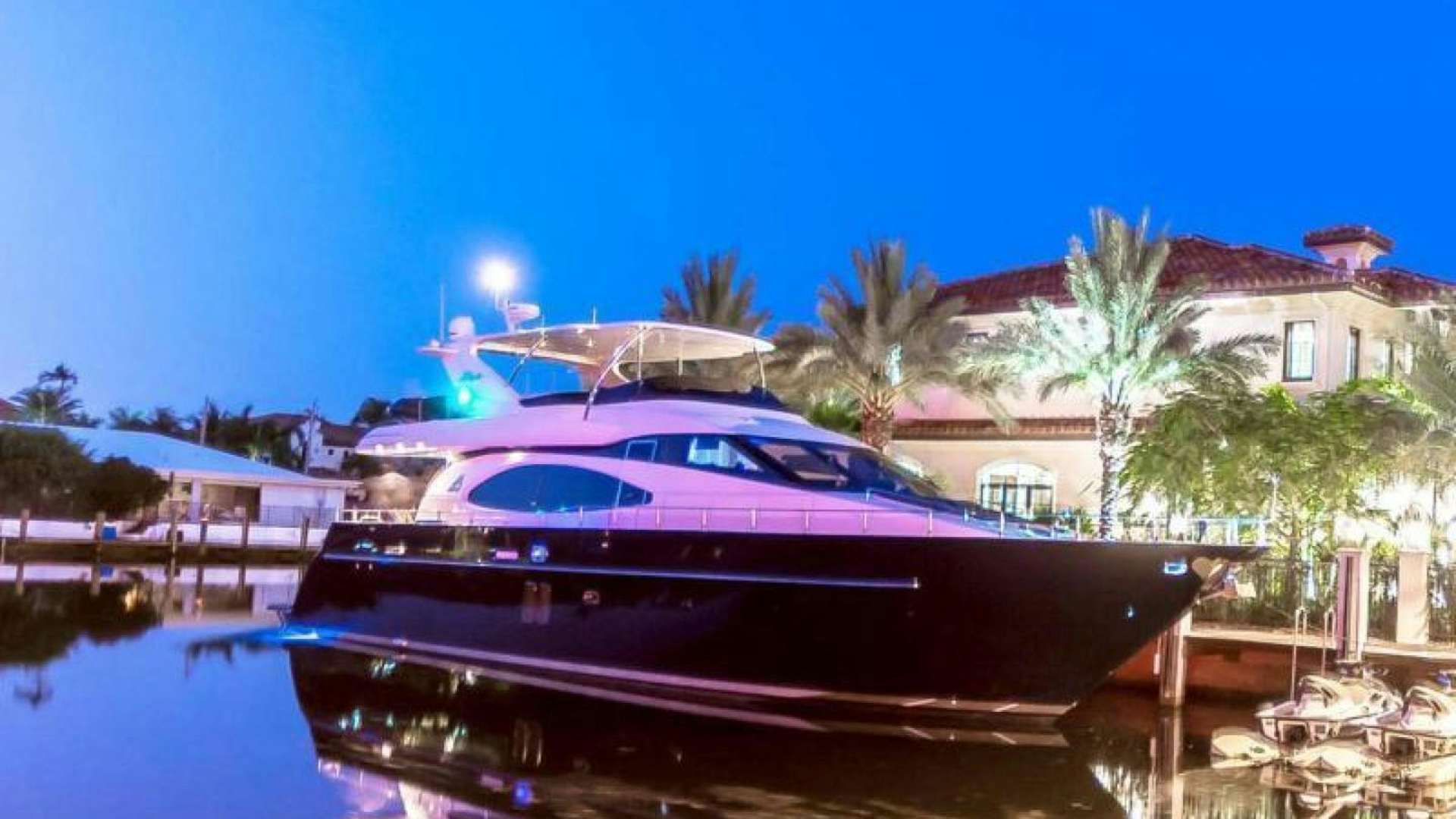 Nueva ola
Yacht for Sale