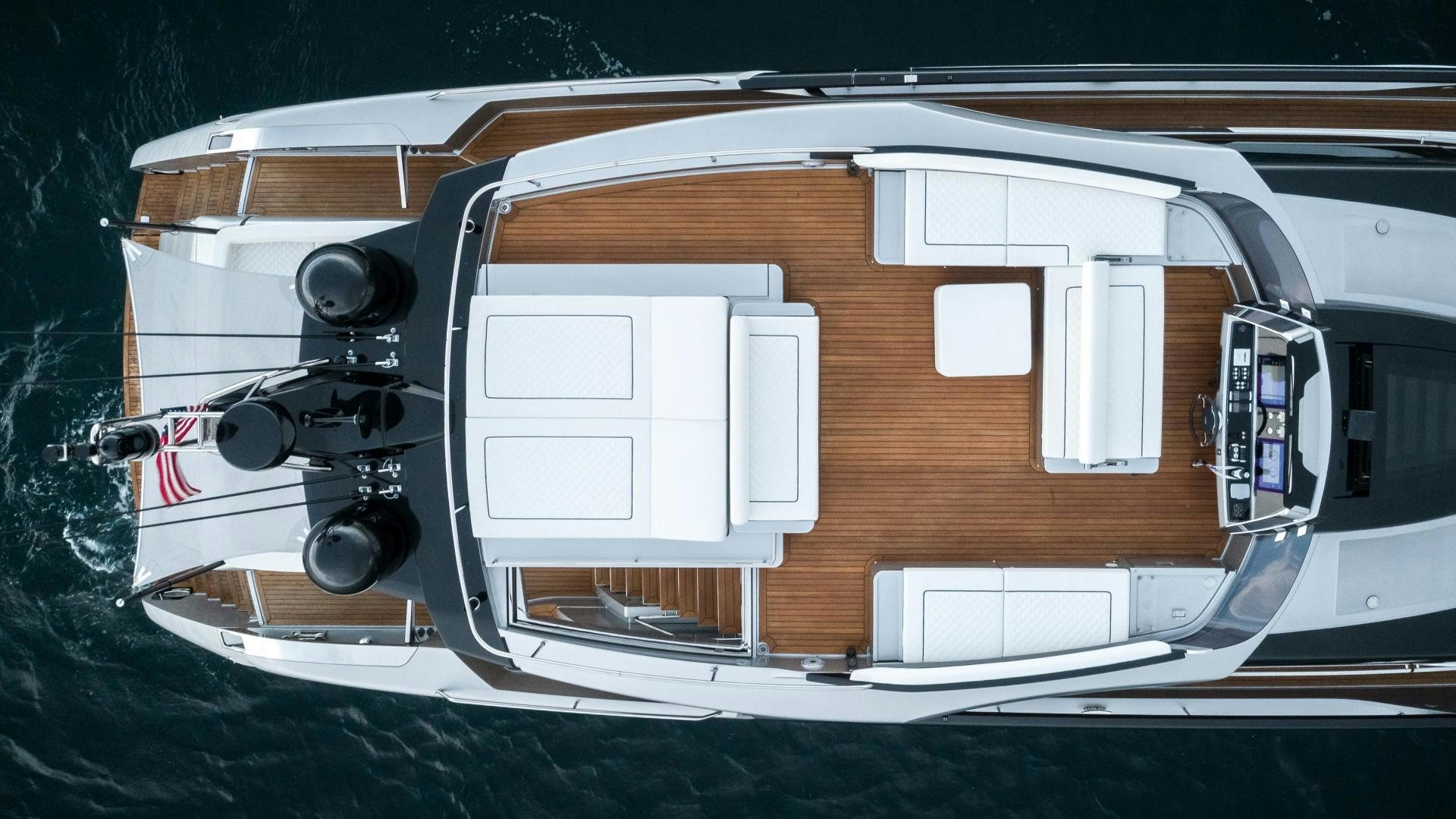 a trailer with a gun and a gun on it aboard BEL SOGNO Yacht for Sale