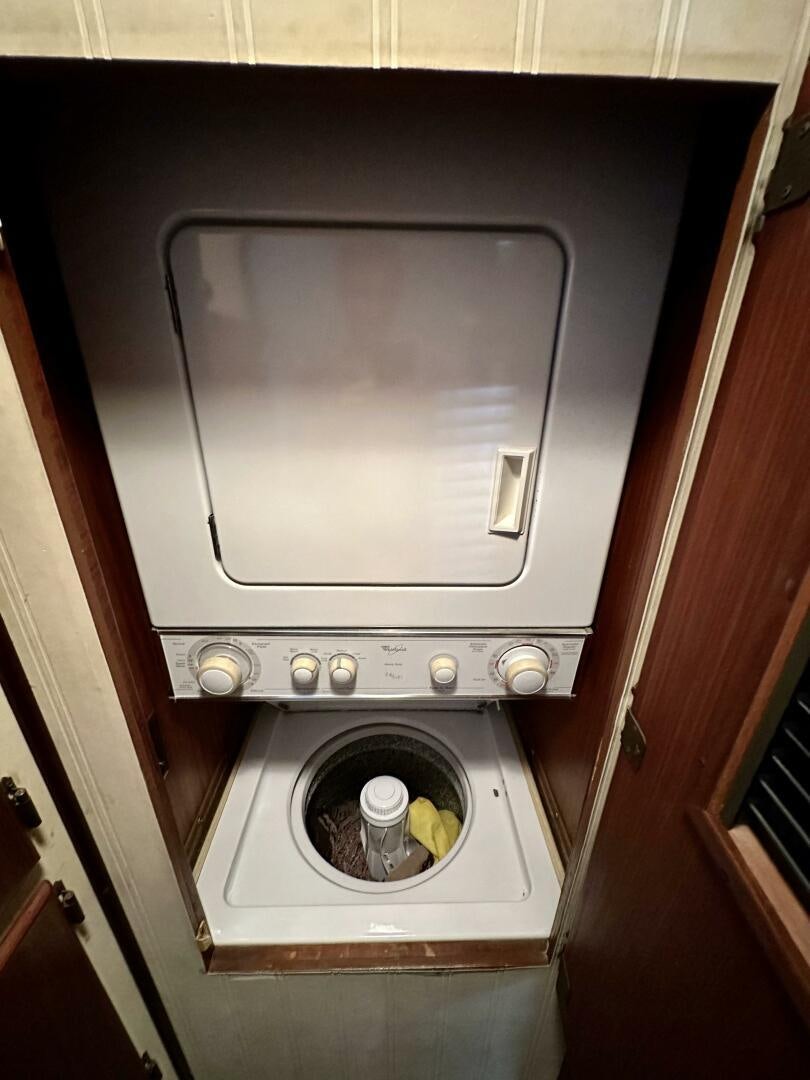 a microwave oven in a kitchen aboard CONUNDRUM Yacht for Sale