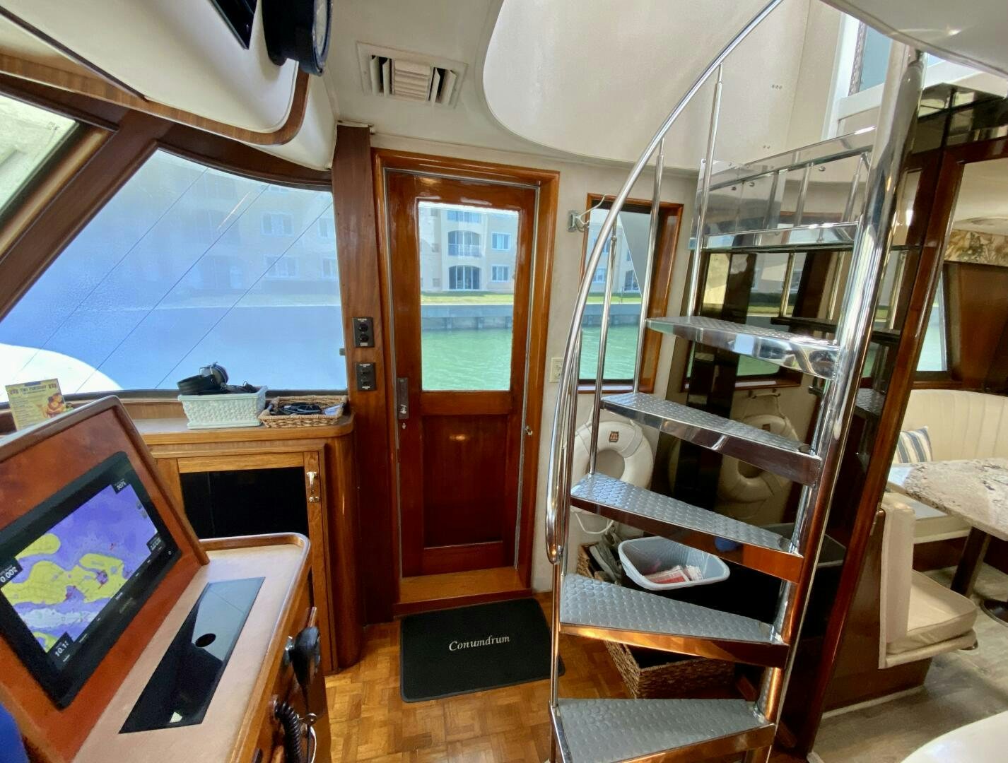 a bunk bed in a room aboard CONUNDRUM Yacht for Sale