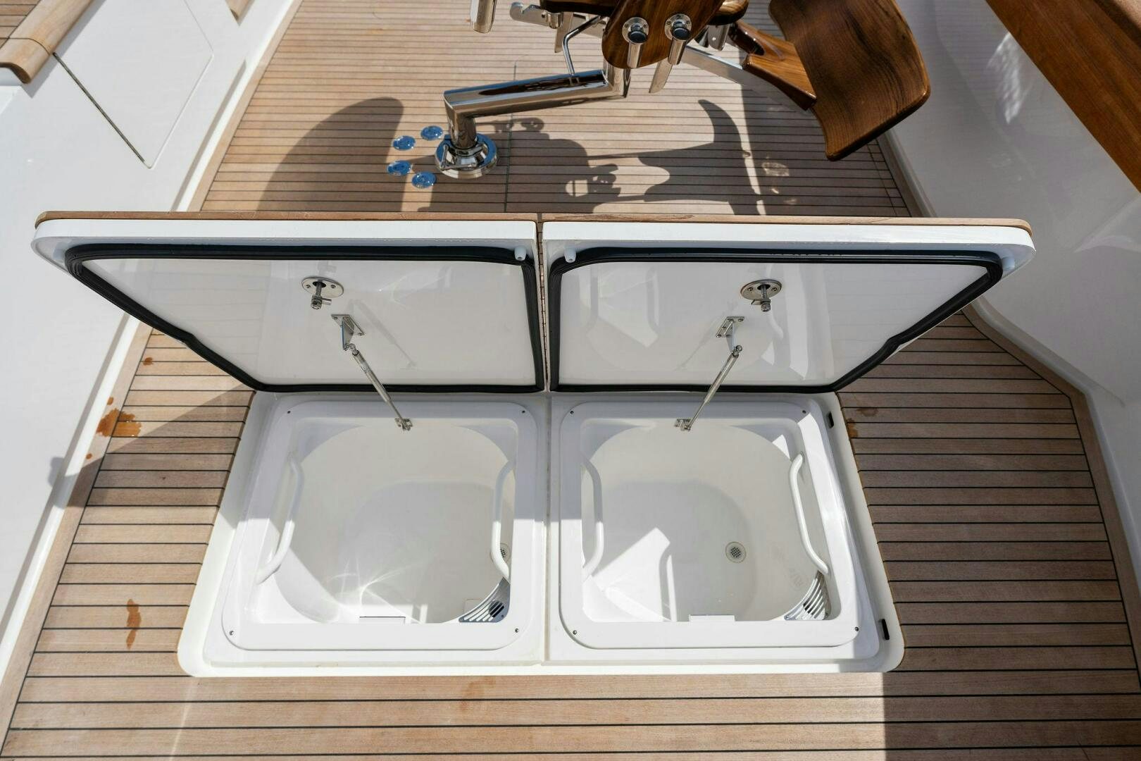 a metal box with a screw aboard SHOE  Yacht for Sale