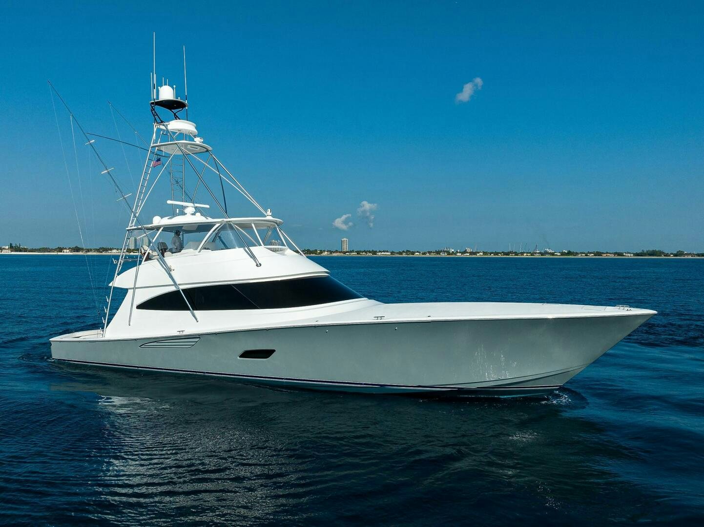 a white boat in the water aboard PARI PASSU Yacht for Sale