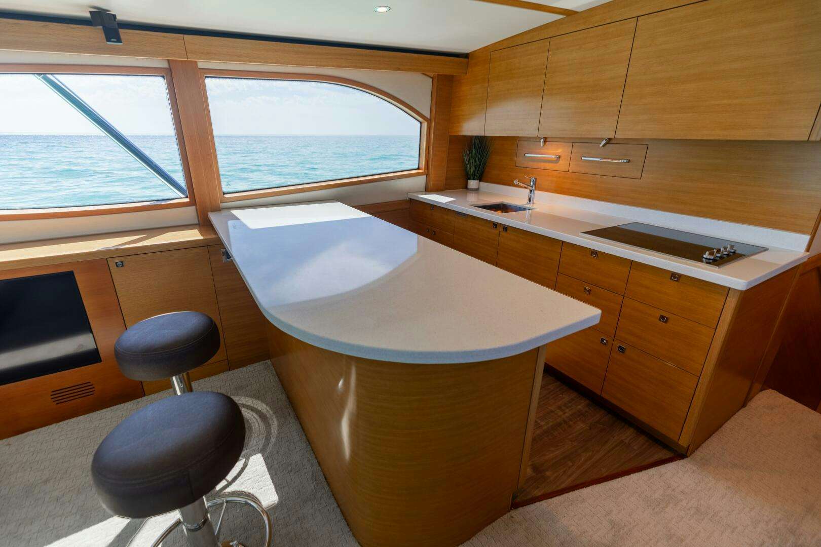 Knot on call
Yacht for Sale