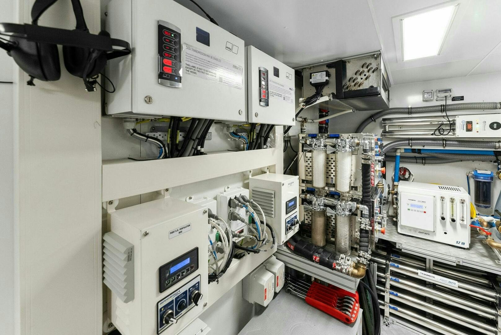 a room with several machines aboard CHOP CHOP Yacht for Sale