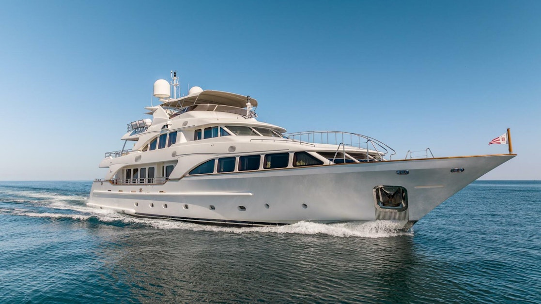 HEAVEN CAN WAIT YACHT FOR CHARTER