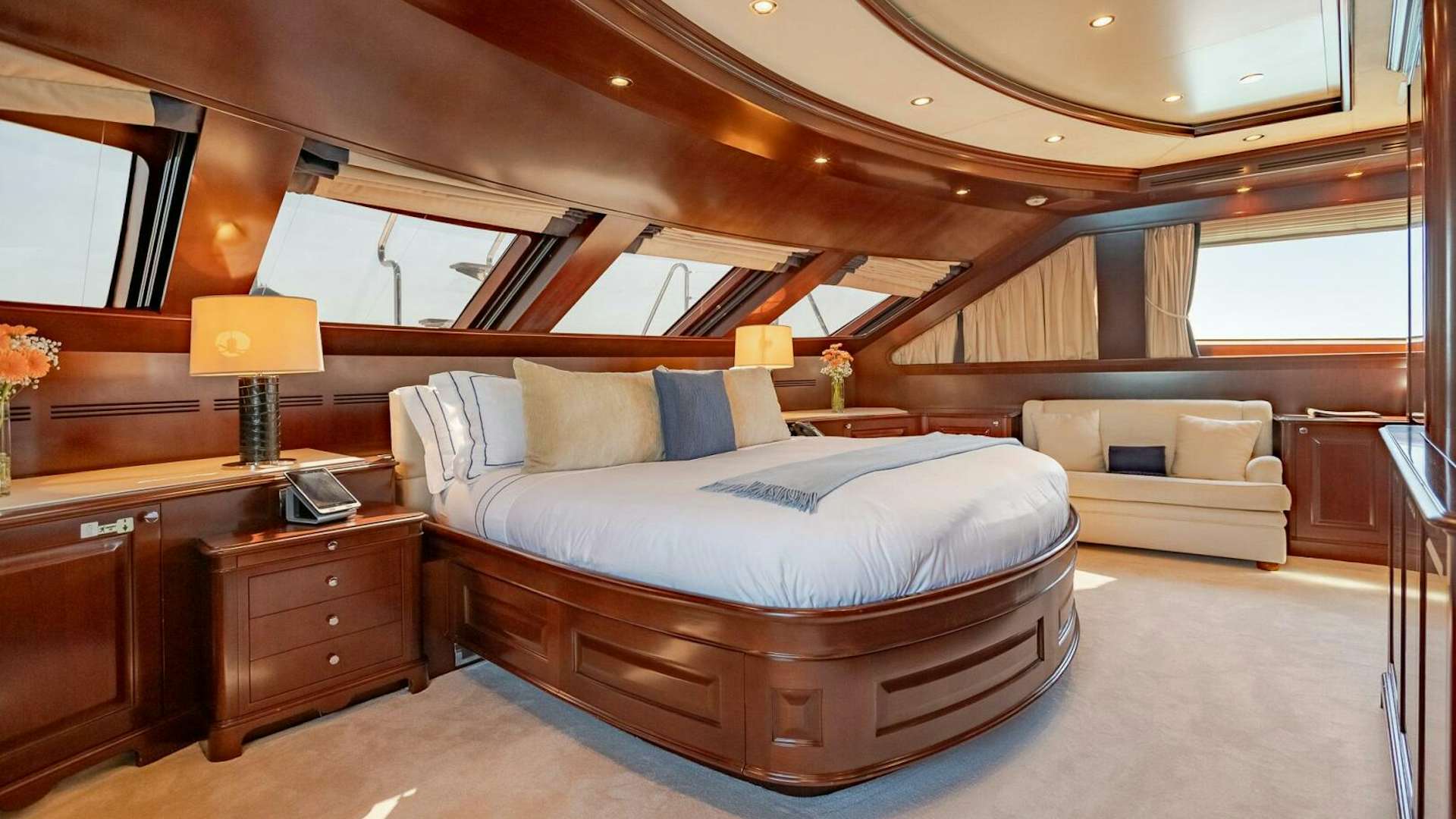 Bunty
Yacht for Sale