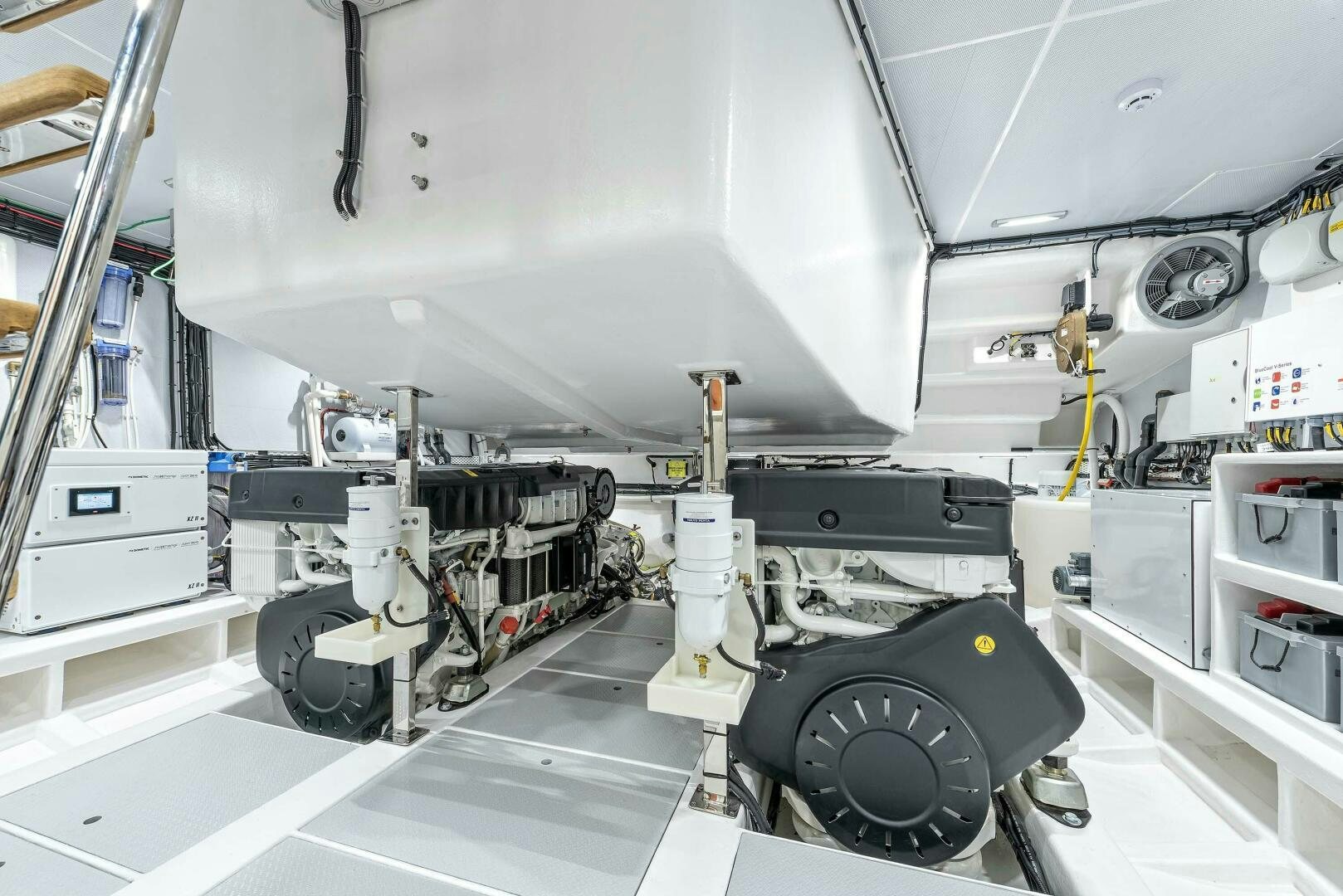 a large white machine in a room aboard SUNYA Yacht for Sale