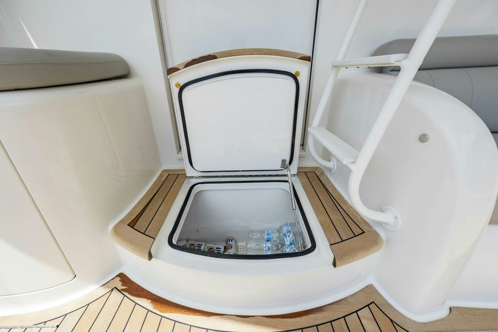 a toilet with a broken seat aboard SAVING GRACE Yacht for Sale