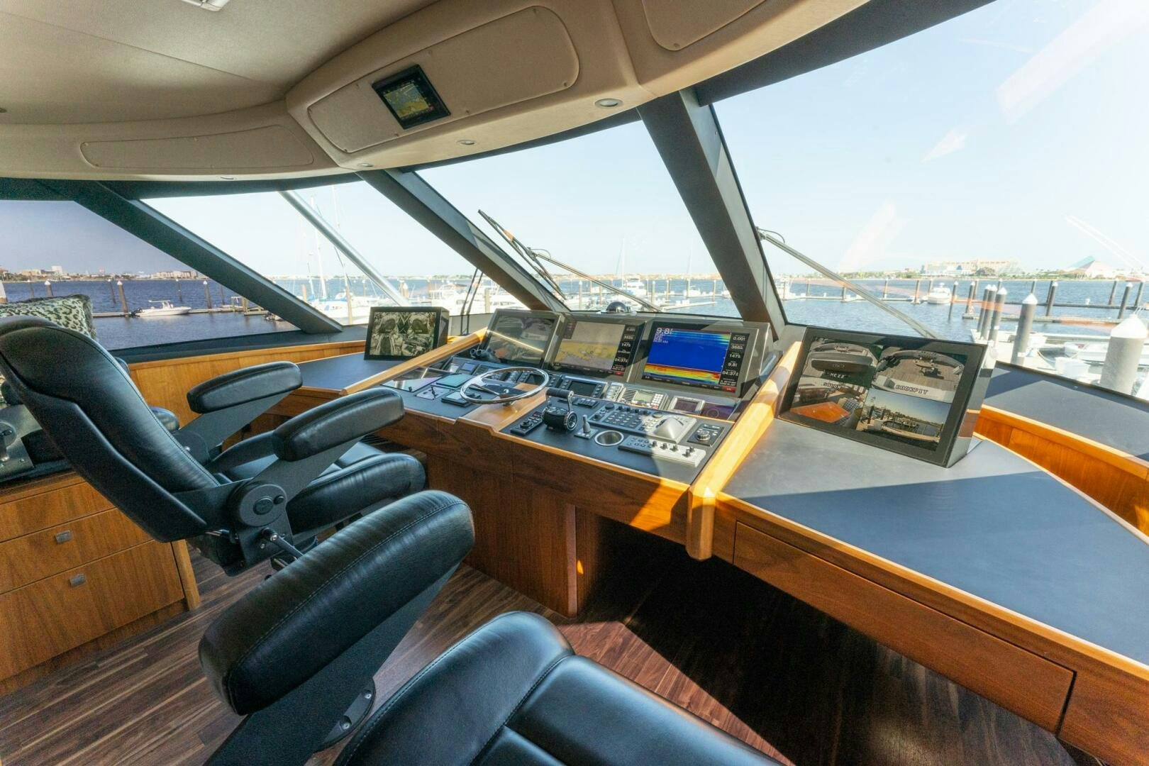 inside of a boat aboard HIGH COTTON Yacht for Sale