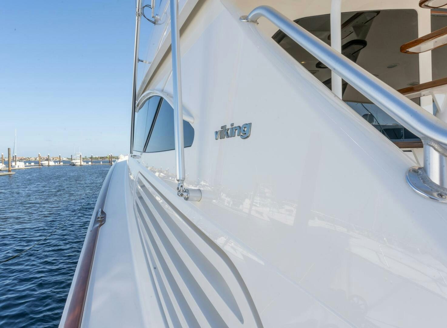 a white boat on the water aboard HIGH COTTON Yacht for Sale
