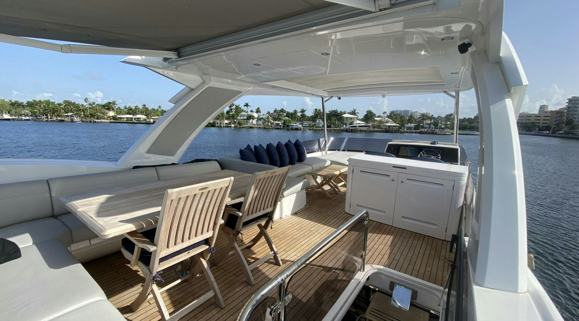a boat on the water aboard LAGO PARADISE Yacht for Sale