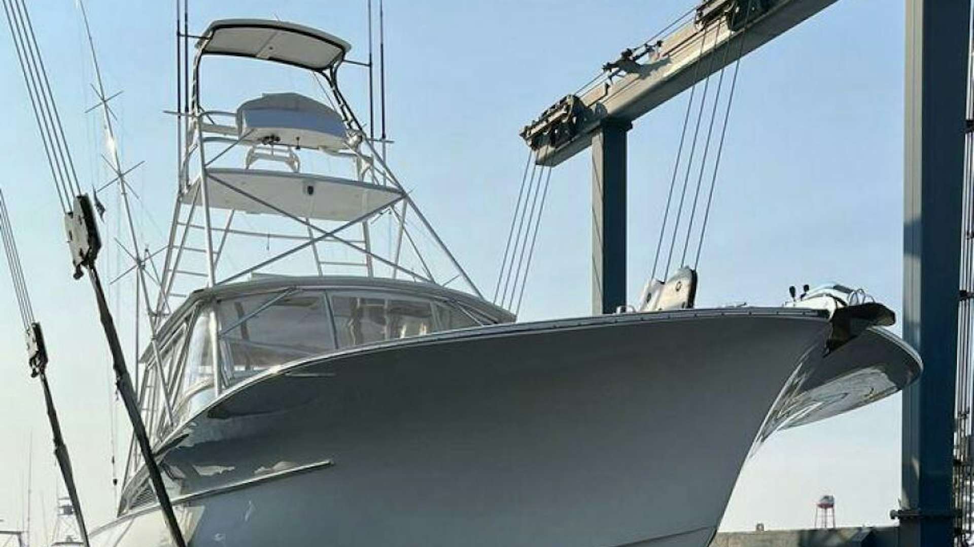 Close call
Yacht for Sale