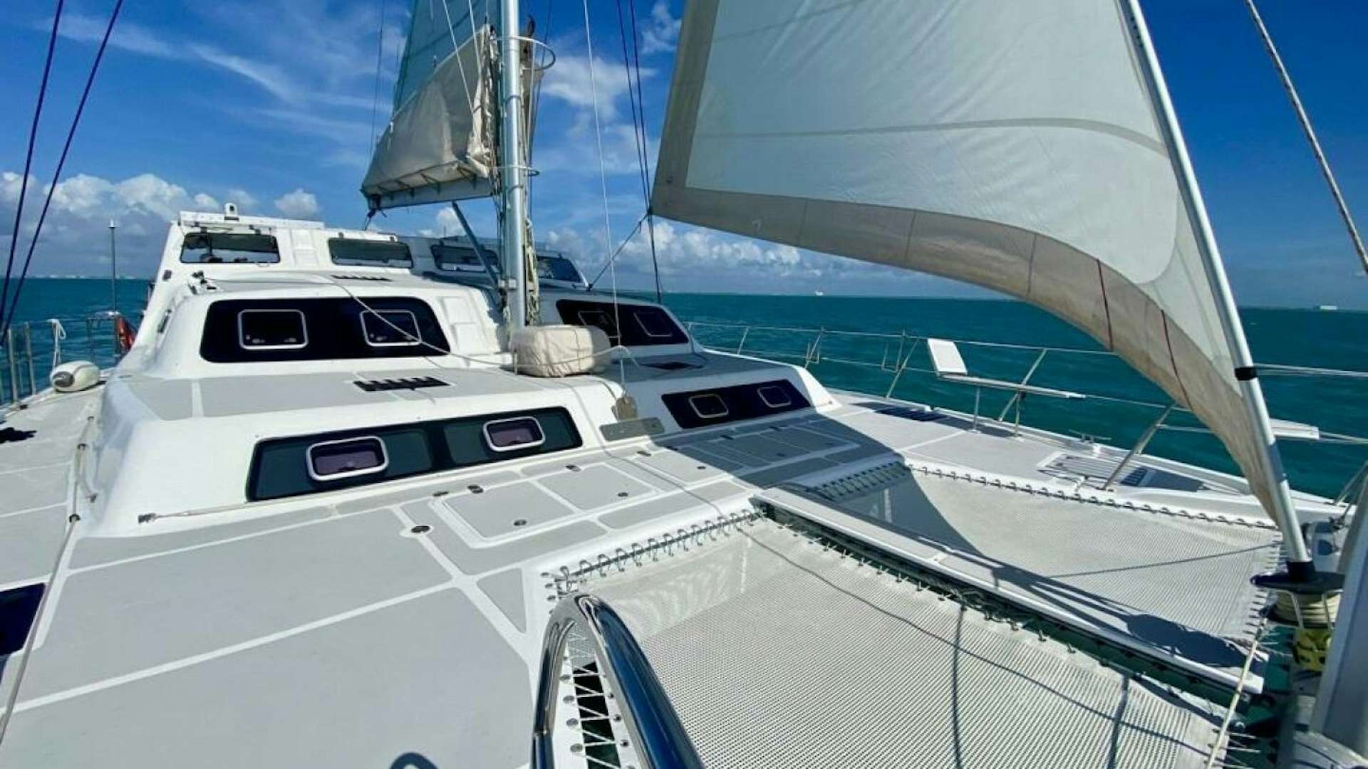 Walk about
Yacht for Sale