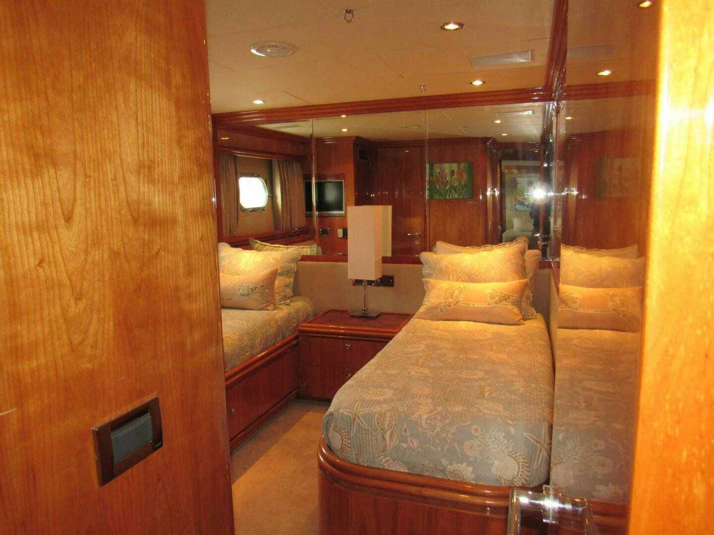 a hotel room with a bed aboard MOJITO Yacht for Sale