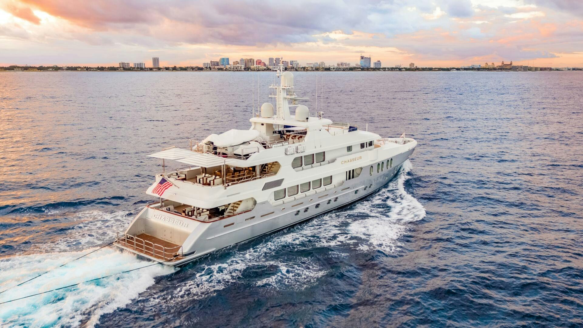 CHASSEUR Yacht for Sale in West Palm Beach 160 1