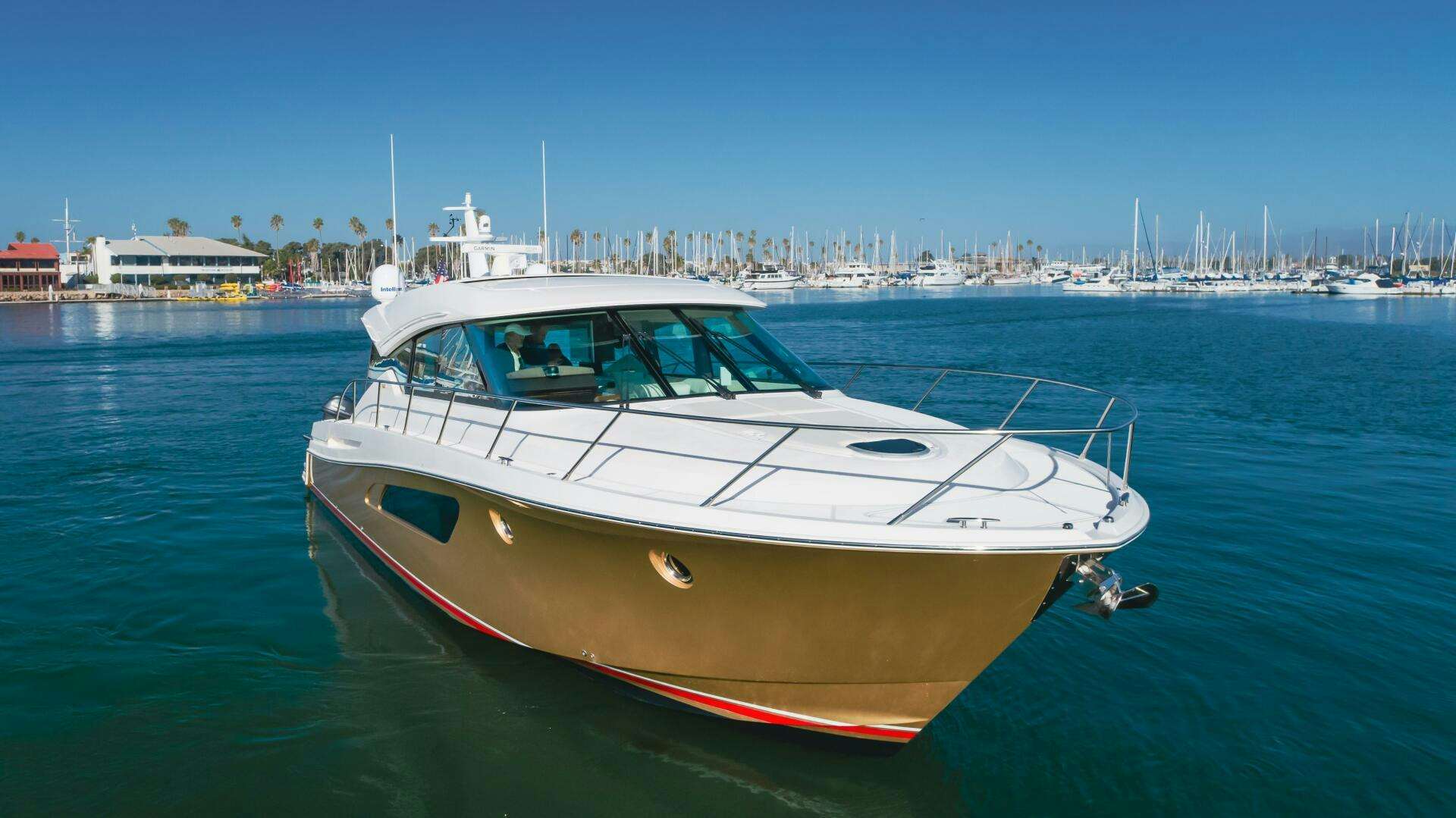 Foxfire
Yacht for Sale
