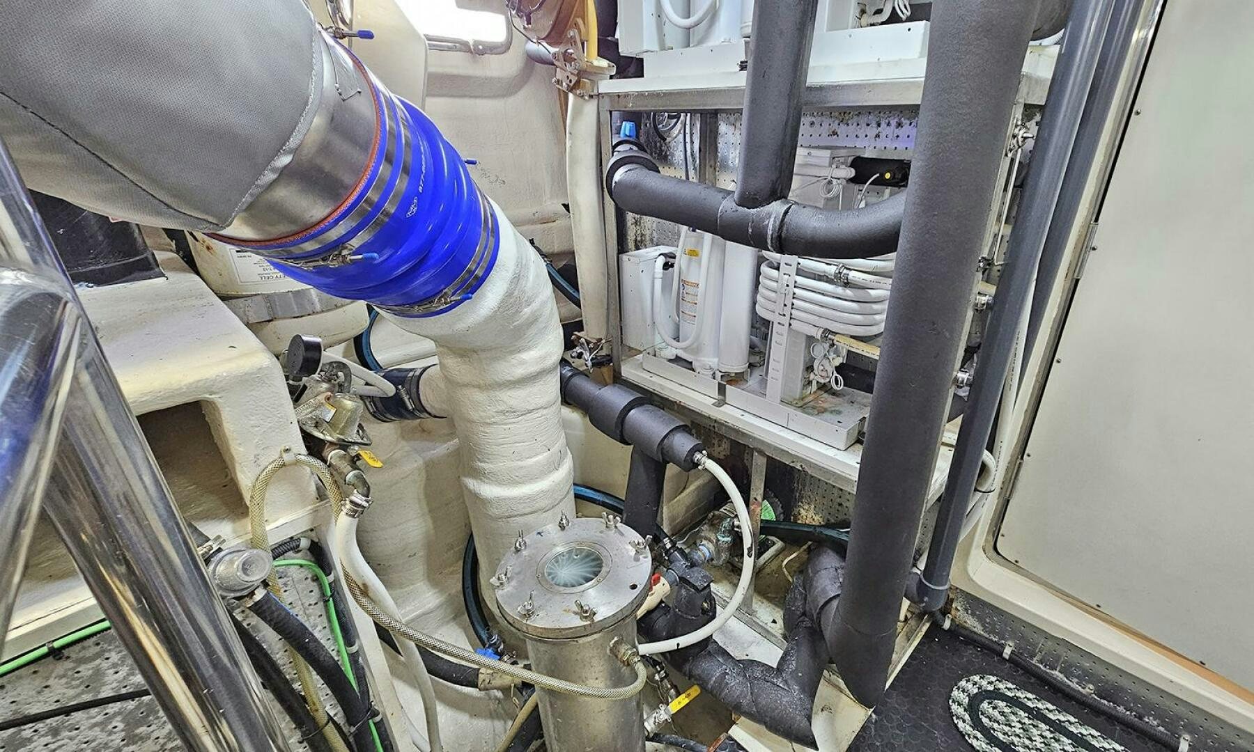 a machine with wires aboard SHAMROCK Yacht for Sale