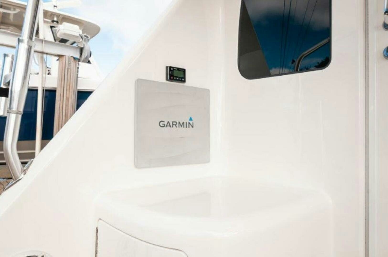 a white wall with a sign on it aboard POUR INTENTIONS Yacht for Sale