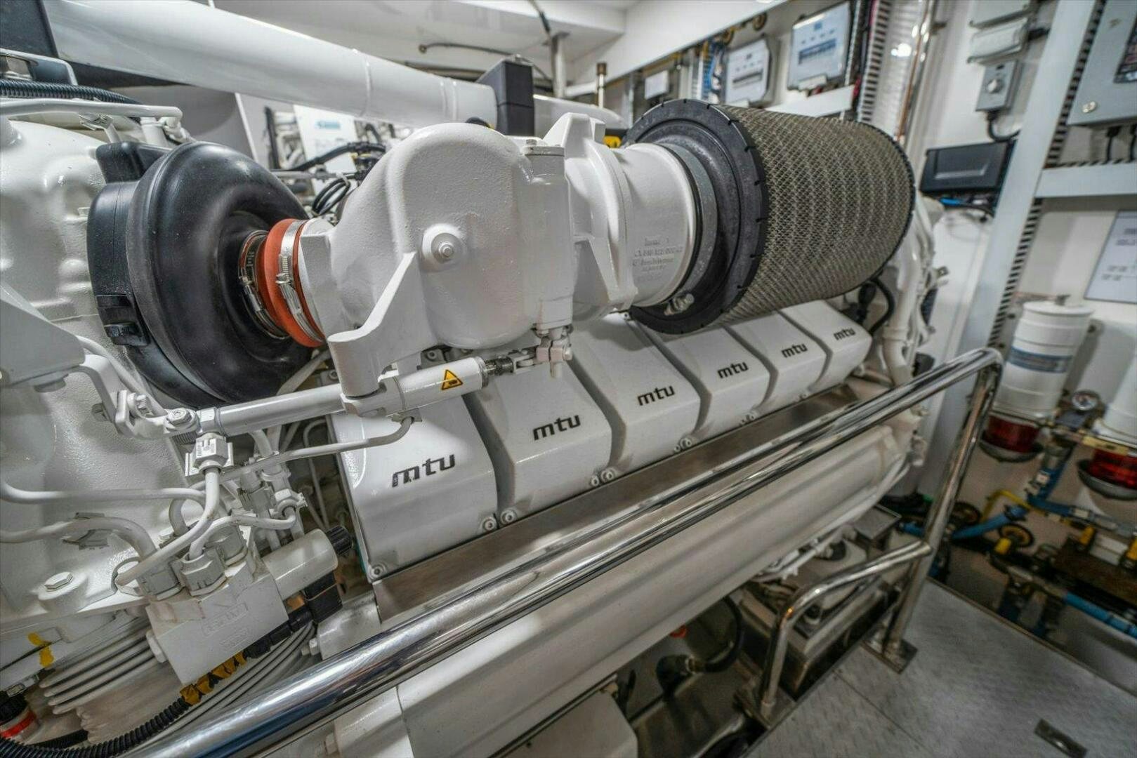 a machine with a large metal cylinder aboard CAROL ELAINE Yacht for Sale