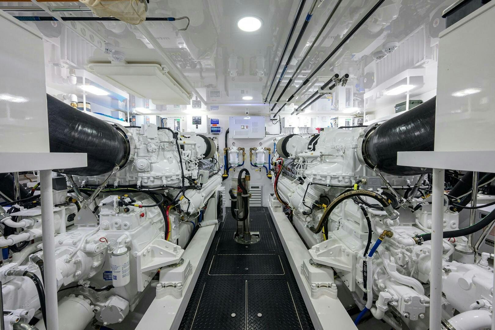 a machine in a factory aboard FOR PETE'S SAKE Yacht for Sale