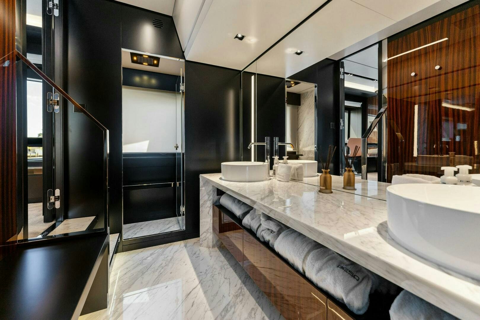 a bathroom with a large countertop aboard CORSARO SUPER Yacht for Sale