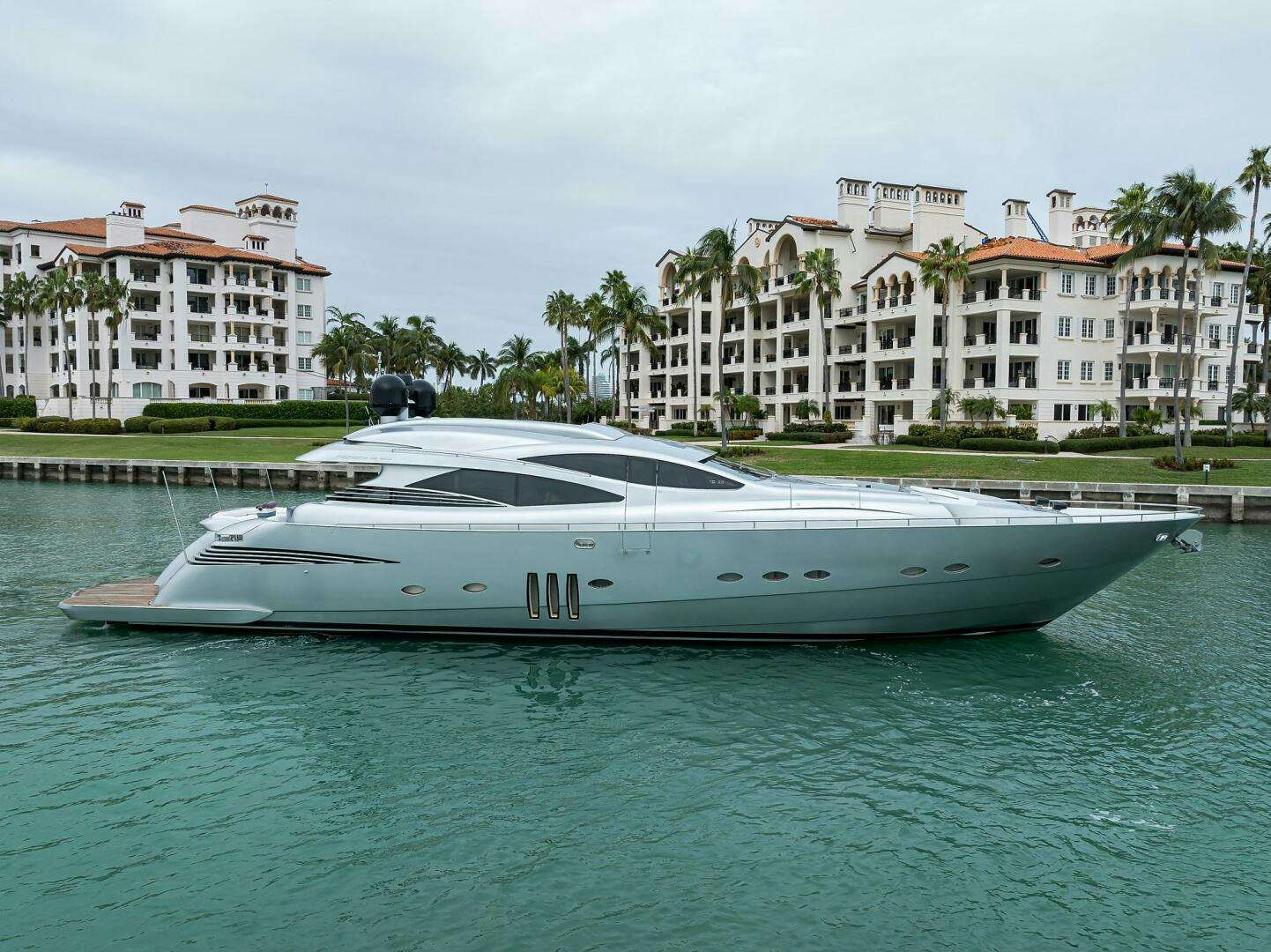 Miura
Yacht for Sale