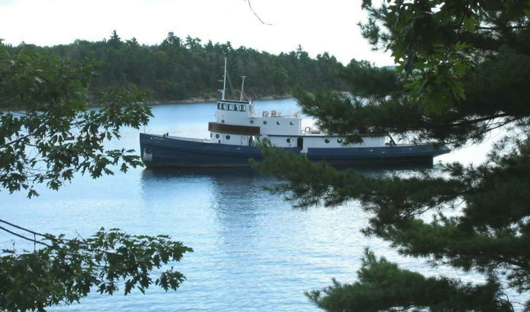 a boat on the water aboard PRESCOTONT Yacht for Sale