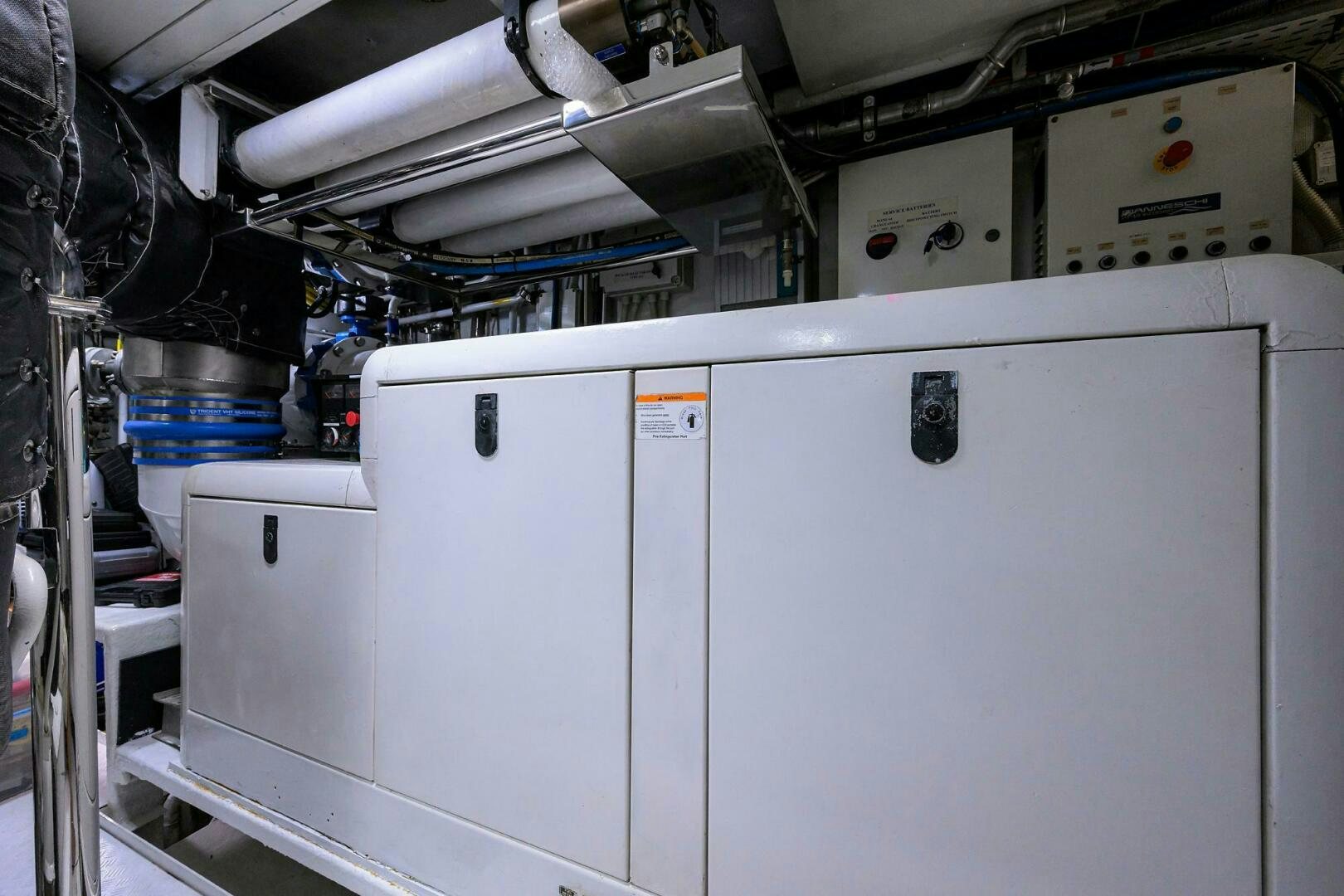 a machine with a few tubes aboard ARTHUR’S WAY Yacht for Sale