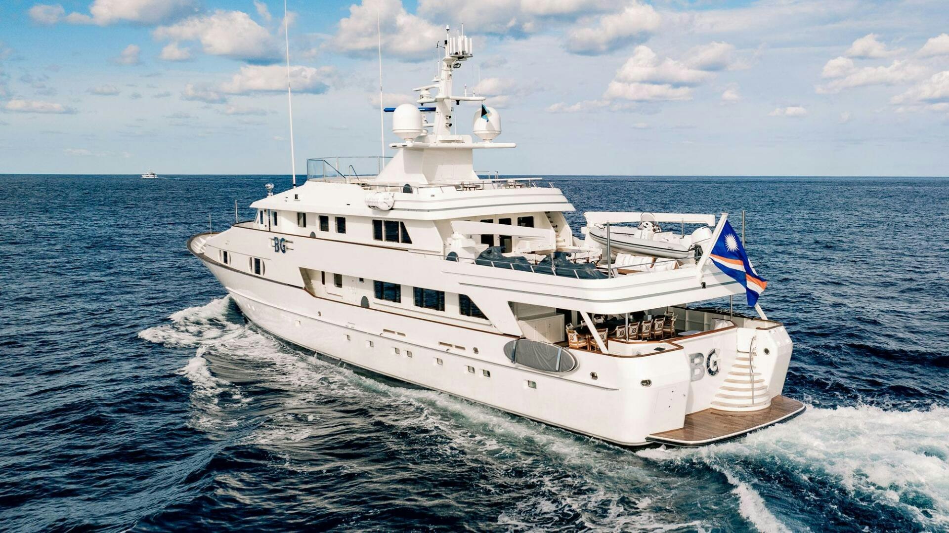 BG CHARADE Yacht for Sale in Miami 153 10