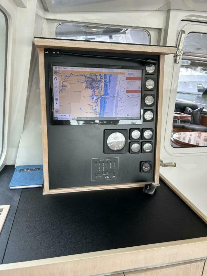 an old fashioned computer aboard TOTO Yacht for Sale