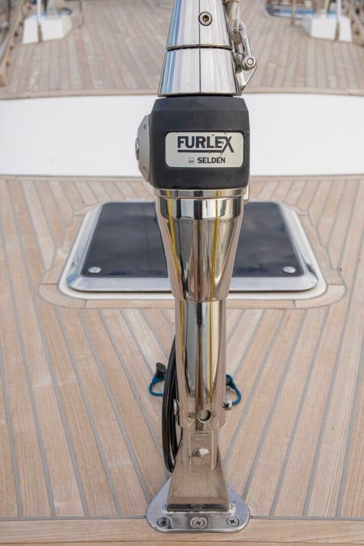 a silver and gold trophy aboard INDEPEPDENCE Yacht for Sale